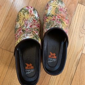Dansko Pro XP Vintage Floral clogs